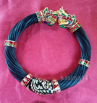 ปกป้องคุ้มครอง ป้องกันจากสิ่งไม่ดี เสริมสร้างบารมี