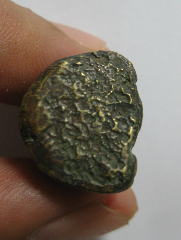 หลวงพ่อเงินขี้ตา3 ชาย กรุวัดใหม่คำวัน พิมพ์กลาง พระดูง่าย