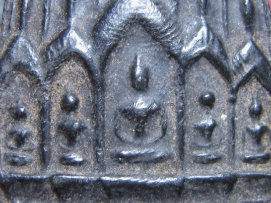 พระผงใบลานพิมพ์สิบทัศน์สองหน้า เนื้อผงใบลาน หลวงพ่อเงิน วัดด อนยายหอม จ.นครปฐม พอสวย