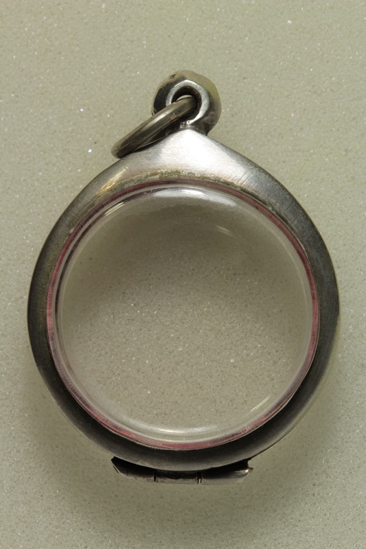 ตลับเงินทรงกลม ใส่พระตามขนาด