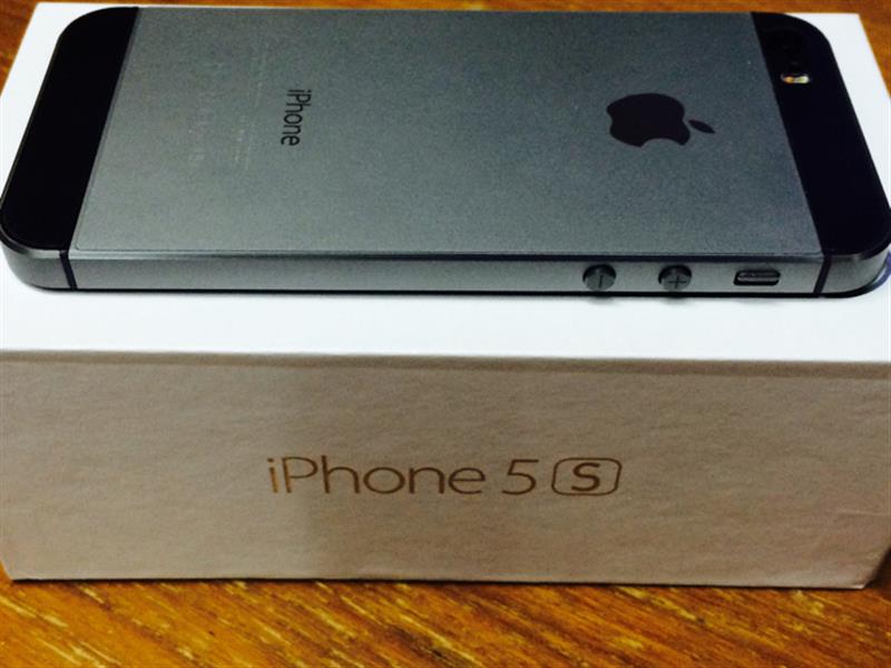 มือถือ iPhone 5S งานเกาหลีมือสอง เหมือนของแท้ 99.99% ใช้งานได้ดีมาก 