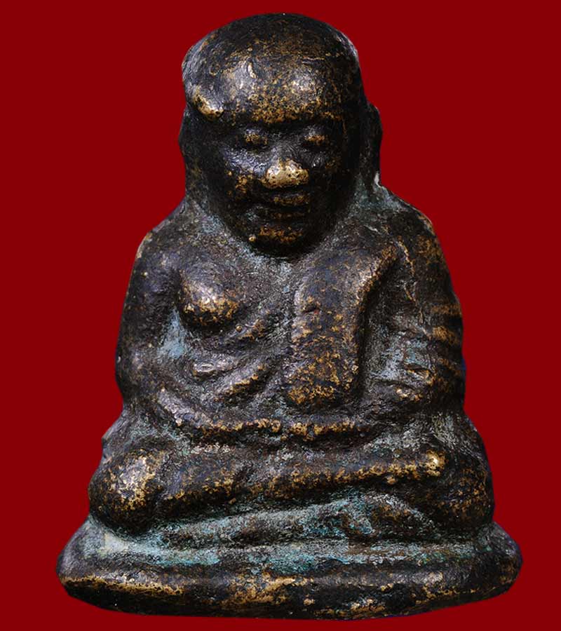 หลวงพ่อเงิน วัดบางคลาน จังหวัดพิจิตร รุ่นปืนแตก พิมพ์นิยมเศียรโต ปี ๒๕๒๘ (1) 