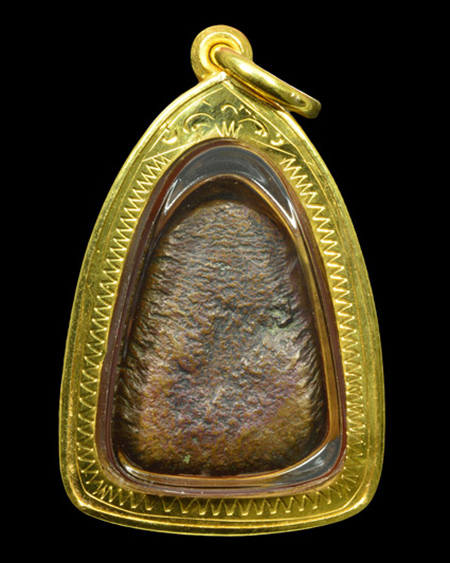 พระรอดลำปางหลวง วัดพระธาตุลำปาง เนื้อสำริดจัดจัด 2475 จ.ลำปาง สภาพสวยมาก+เลี่ยมทองหนาหนา+บัตรรับรอง