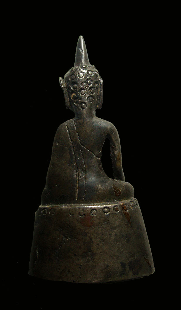 พระบูชาศิลปล้านนา เนื้อสำริดเงิน สภาพสวยมากๆครับ