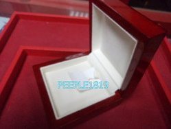  กล่องไม้สวยงาม ใส่เครื่องประดับ กรอบพระ จีั ต่างหู  h141