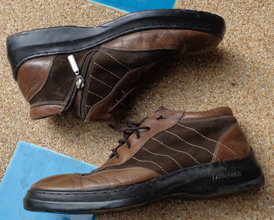 รองเท้า LANDROVER ของแท้ แบรนด์ดัง สีน้ำตาล ,เท่ห์ พร้อมลุยไปทุกที่ สวยเด่นครับ