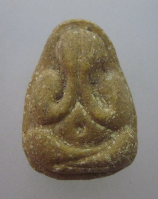 พระปิดตาไม่ทราบที่ครับ