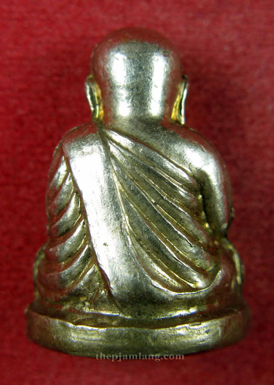 หลวงพ่อเงิน รุ่น กองทุน 53 วัดบางคลาน พิจิตร เนื้ออัลปาก้า ปี 2553