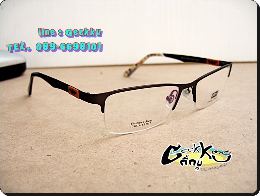 กรอบแว่นตา Phillip Morgan (P-4) ทรงครึ่งกรอบสีน้ำตาล กรอบทำจาก Stainless Steel น้ำหนักเบามากค่ะ