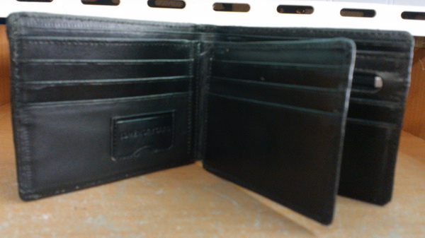 กระเป๋าสตางค์ TOUGH หนัง