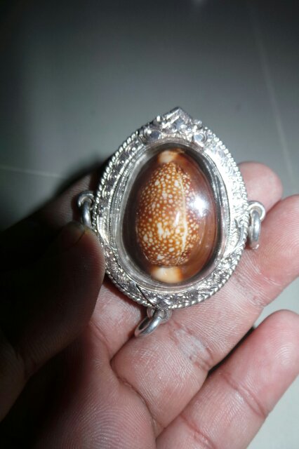 เคาะเดียว 2000 บาท กรอบเงินสามห่วง ไส่เบี้ยแก้มีจารย์