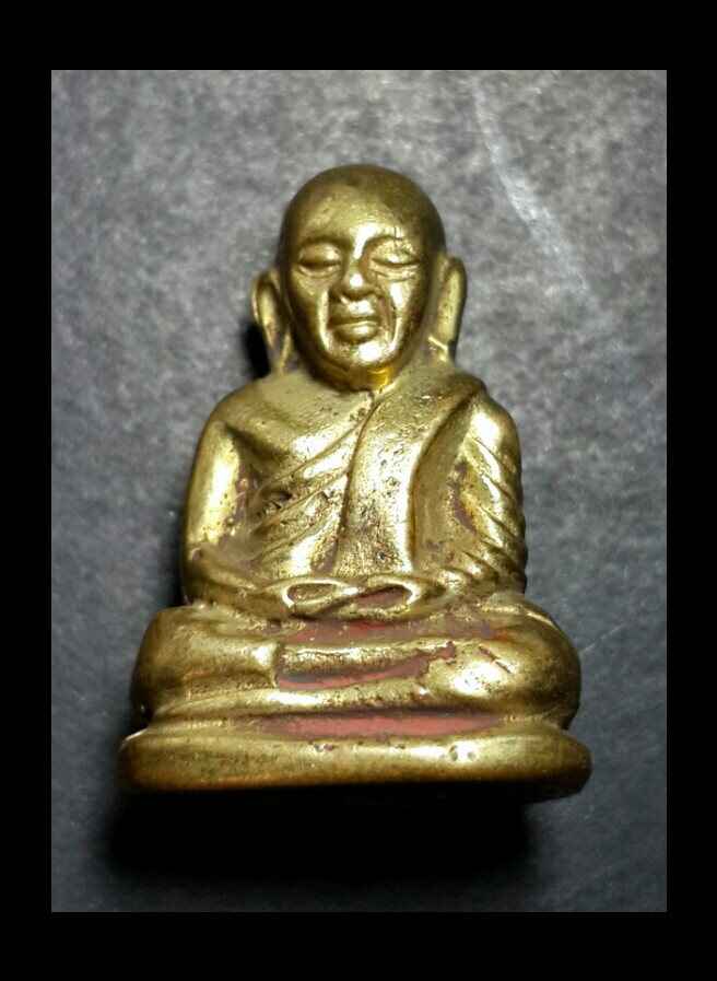 รูปหล่อหลวงพ่อเงิน วัดบางคลาน หลวงพ่อเปรื่องเสก