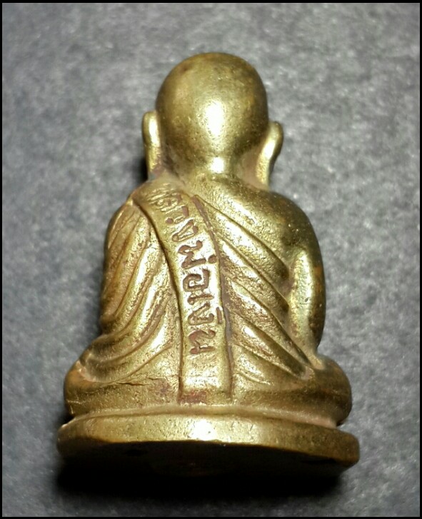 รูปหล่อหลวงพ่อเงิน วัดบางคลาน หลวงพ่อเปรื่องเสก