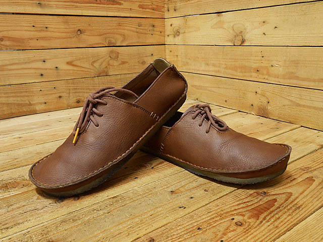 CLARKS เเจ่มๆ