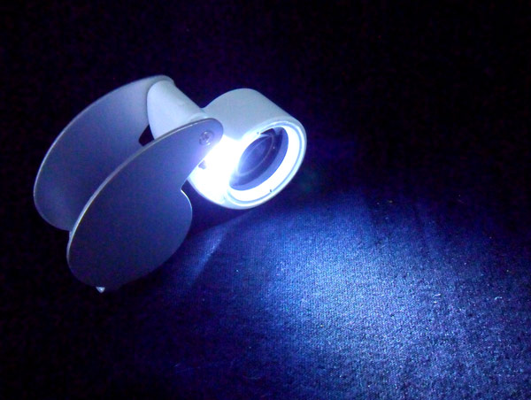 $$กล้องส่องพระแบบมีไฟ ILLUMINATEDLOUPE LEDLIGHTขนาด40x-25m.mแบบมีไฟ LED $$