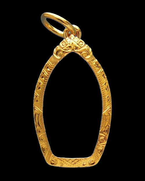 กรอบทอง ยกซุ้ม มือ1ใส่ พระปรกใบมะขาม หลวงปู่หมุน วัดบ้านจาน จ.ศรีสะเกษ น้ำหนัก1.23กรัม