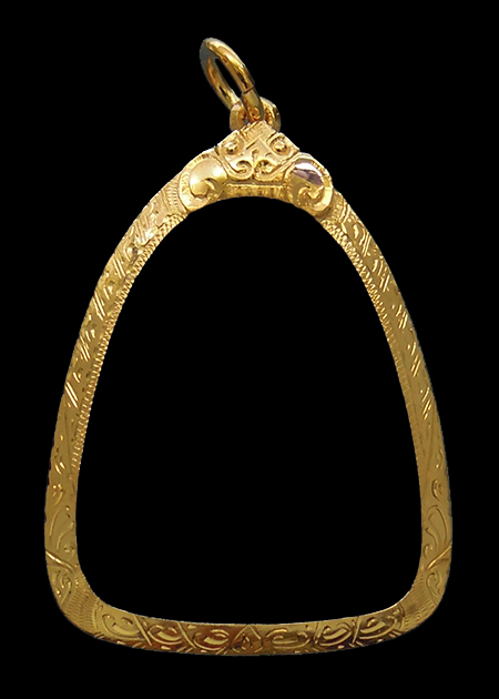 กรอบทอง ยกซุ้ม มือ1ใส่ พระปิดตาวัดหนองกาน้ำ หลวงปู่ทิม วัดละหารไร่ จ.ระยอง น้ำหนัก2.85กรัม