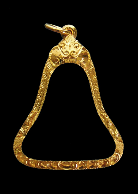 กรอบทอง ยกซุ้มบน+ล่าง มือ1ใส่ เหรียญระฆัง2จุด, 5จุด พระอาจารย์ฝั้น วัดป่าอุดมสมพร จ.สกลนคร4.61g