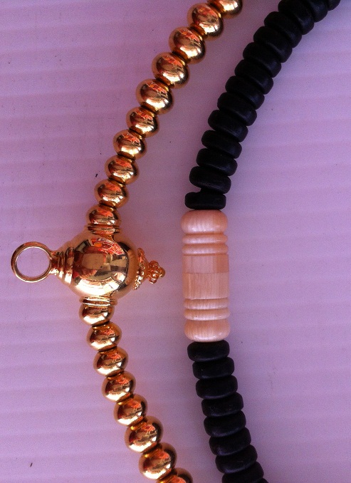 สร้อยกะลา+เม็ดทอง+หัวขุนทอง+ตัวจบ..ยาว26นิ้วกว่า..