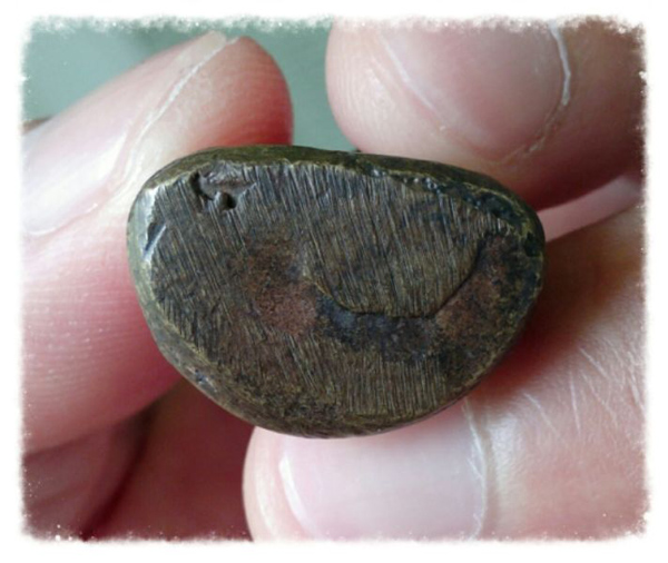 หลวงพ่อเงิน พิมพ์นิยม ชุดผ้าห่อยันต์ (แจกประธานผ้าป่า) เนื้อสัมฤทธิ์ กรุวัดเขาพระใต้ จ.พิจิตร