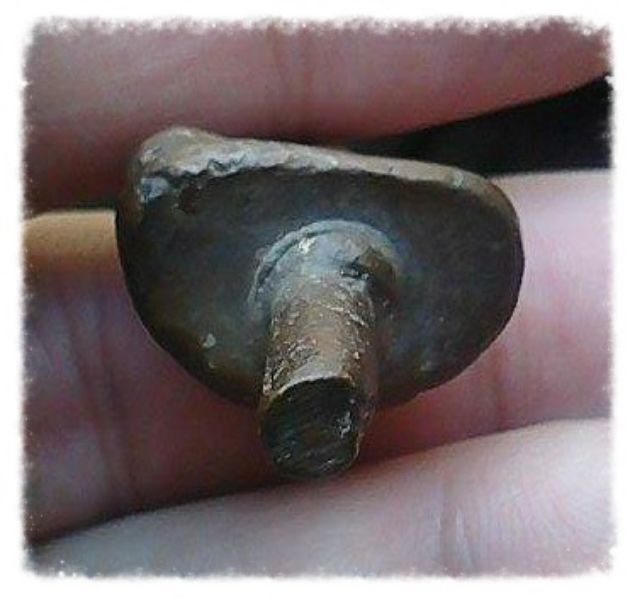 หลวงพ่อเงิน พิมพ์นิยม ติดก้านช่อ ชุดผ้าห่อยันต์ เนื้อสัมฤทธิ์ กรุวัดเขาพระใต้ จ.พิจิตร