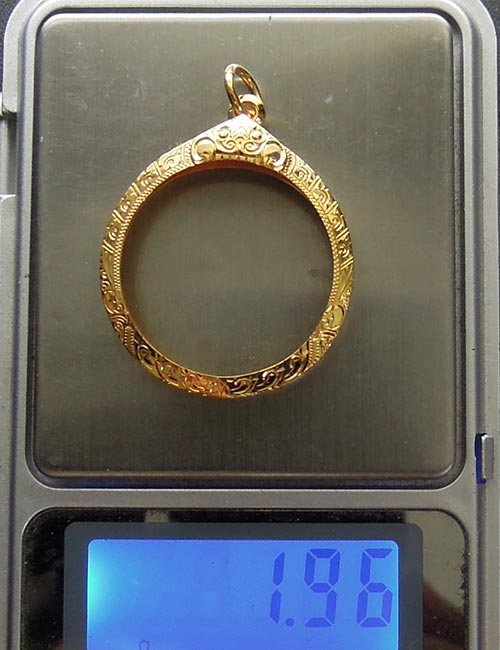 กรอบทองกลม มือ1ใส่ ลูกอมผงพลายกุมาร หลวงปู่ทิม วัดละหารไร่ จ.ระยอง, พระทรงกลมทั่วไป, สิงห์งาแกะ1.96g