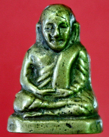 รูปหล่อโบราณหลวงพ่อเงิน หน้าฝรั่งวัดท้ายนํ้าปี 16