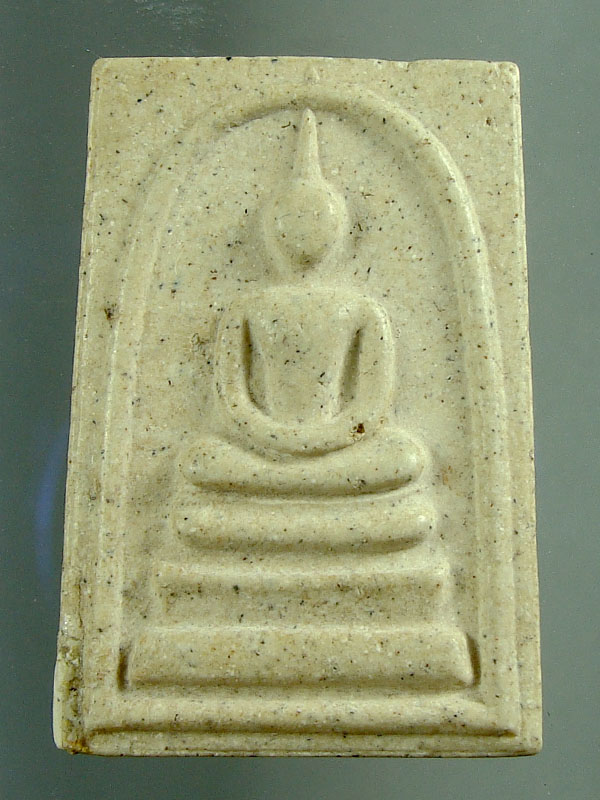 สมเด็จโต เสาร์ห้า รุ่นแรก 2536 พระเนื้อสวย แต่มีซ่อมมุมล่าง ทุกอย่างตามภาพ