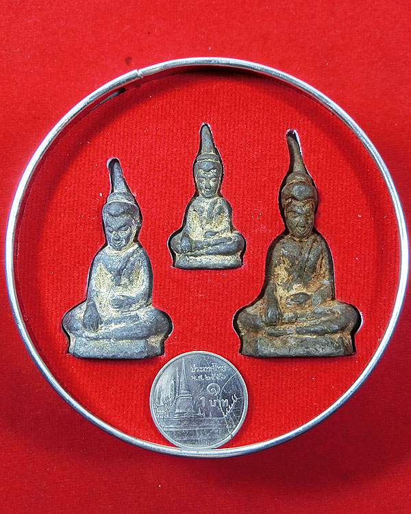 พระท่ากระดาน ชุด 3 องค์