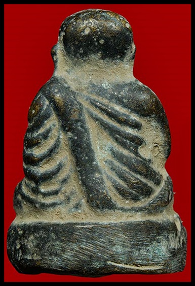 หลวงพ่อเงิน พิมพ์แป๊ะยื้ม เนื้อสำริด วัดเขาพระใต้ จ.พิจิตร เริ่มหายากแล้วครับ