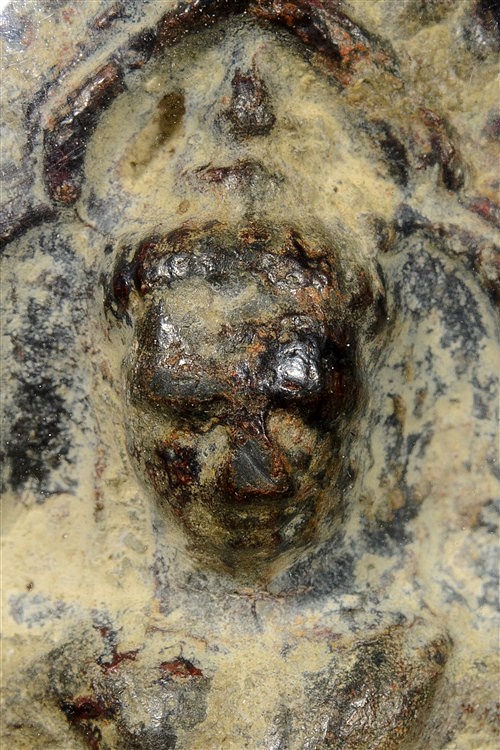 พระพิมพ์ยอดขุนพล กรุวัดไก่ ลพบุรี เนื้อตะกั่วสนิมแดง