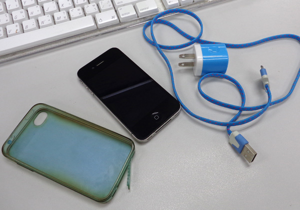 iPhone 4 ของแท้ 16GB Black สวยเทพ พร้อมอุปกรณ์