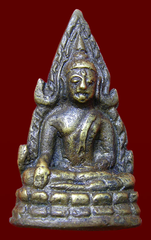 พระพุทธชินราช (อินโดจีน) สังฆาฏิยาว