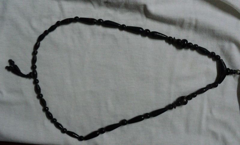 สร้อยคอ"กัลปังหา" แท้ๆ ทั้งเส้น ยาวประมาณ 26 นิ้ว ...