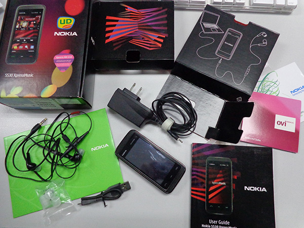 มือถือ NOKIA 5530 expressmusic สวยๆยกกล่องครับ
