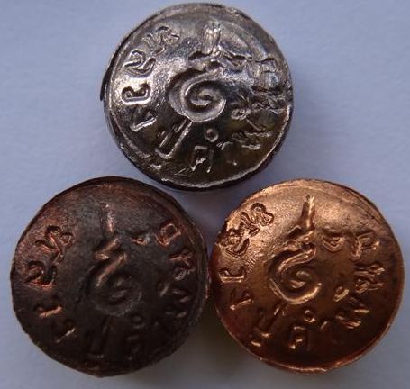 เม็ดกระดุม หลวงปู่คำพันธ์ อุดมความสุข ทองแดง-นวะ-เงิน เคาะเดียว