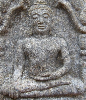 ขุนแผนวัดโคกกล่อง มวลสาร อ.เปล่ง บุญยืน ถวายหลวงปู่ธรรมรังษี 2545