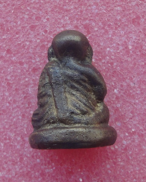 หลวงพ่อเงิน อ.ชุ่ม สร้าง