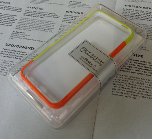 เคส iphone5 สีเขียวมะนาว-ส้ม สวยๆเลยครับ ครบชุดทั้งเคสทั้งกล่อง ได้มาไงก็ให้ไปหมดเลย