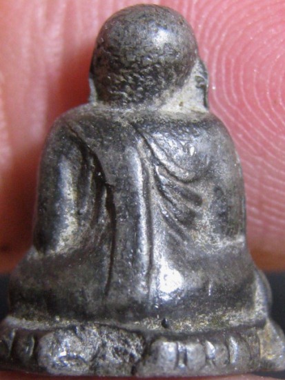 พระสังขจายย์ เนื้อชิน กรุวัดท่าพระ กรุงเทพฯ สภาพพอสวย