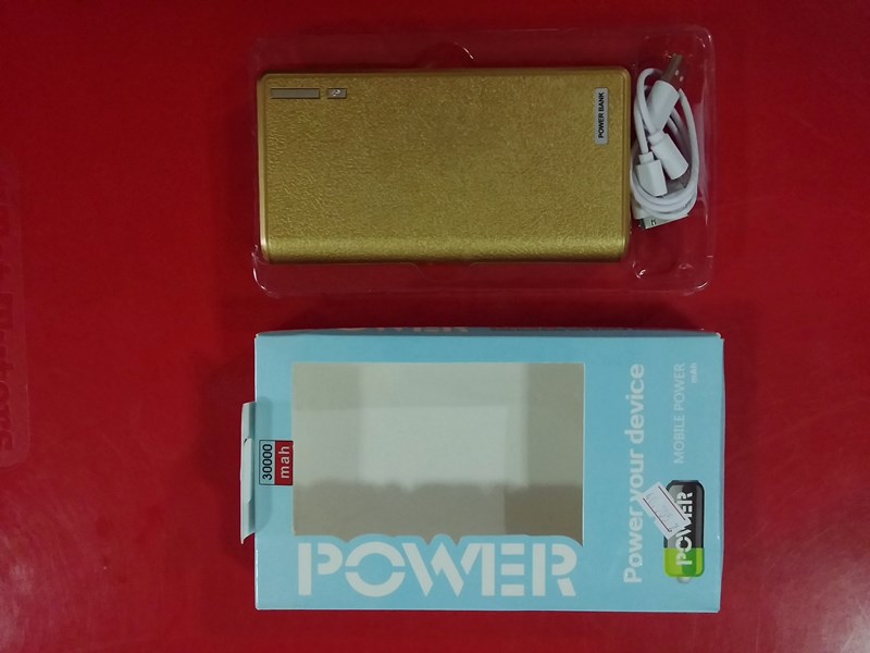 โล็ะสต็อกถูกๆ เคาะเดียว ที่ชาร์ตแบตสำรอง 30000 mAh - สีทอง (1)