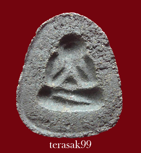 พระปิดตาปีกกว้าง หลังแบบ ปี2508 เนื้อผงคลุกรัก หลวงปู่เฮี้ยง วัดป่าฯ ชลบุรี(องค์ที่1)