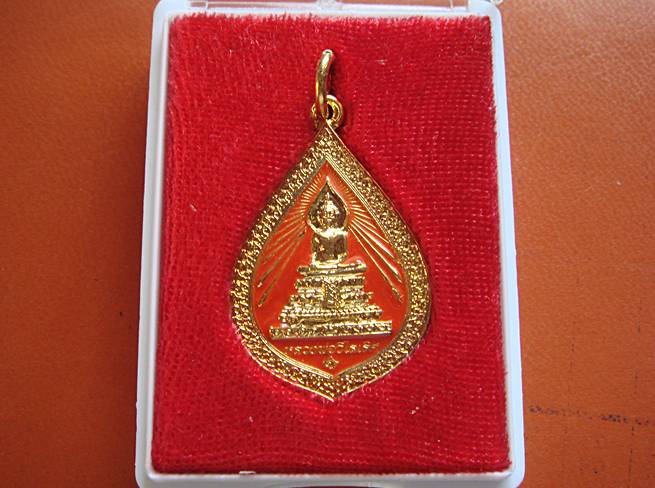 หลวงพ่อวิไลเลิศ รุ่น 1 ปี 2552 วัดดอนหวาย จ.นครปฐม