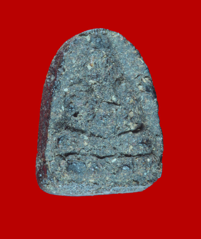 พระปิดตารุ่นแรก เนื้อหยาบ หลวงปู่บัว วัดศรีบุรพาราม ตราด 