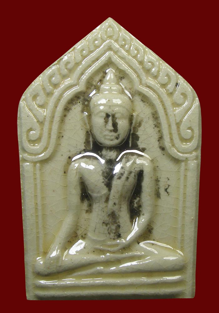 ขุนแผนเคลือบมุก ตะกรุดเงิน 3 ดอก ใต้ฐาน ล.ป.ทิม วัดพระขาว