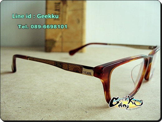 กรอบแว่นตา CLASSE วินเทจ (ของใหม่) สวยมากค่ะ ใครชอบแนวนี้จัดไปเลยค่ะ กรอบสีน้ำตาล ขาสีทองค่ะ