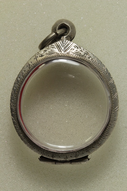 ตลับเงินทรงกลม ใส่พระตามขนาด