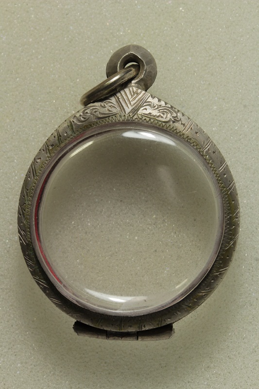 ตลับเงินทรงกลม ใส่พระตามขนาด