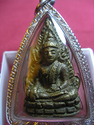 ต้อหุ่นยนต์ หล่อได้สวยหน้าตาชัด