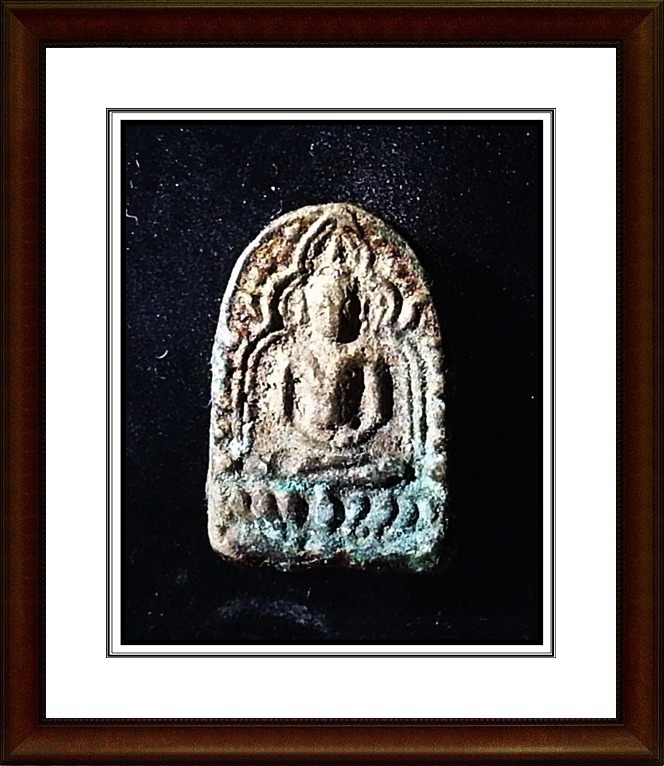 เหรียญหล่อซุ้มกอ หลวงพ่อเส้ง วัดแหลมทราย จ.สงขลา